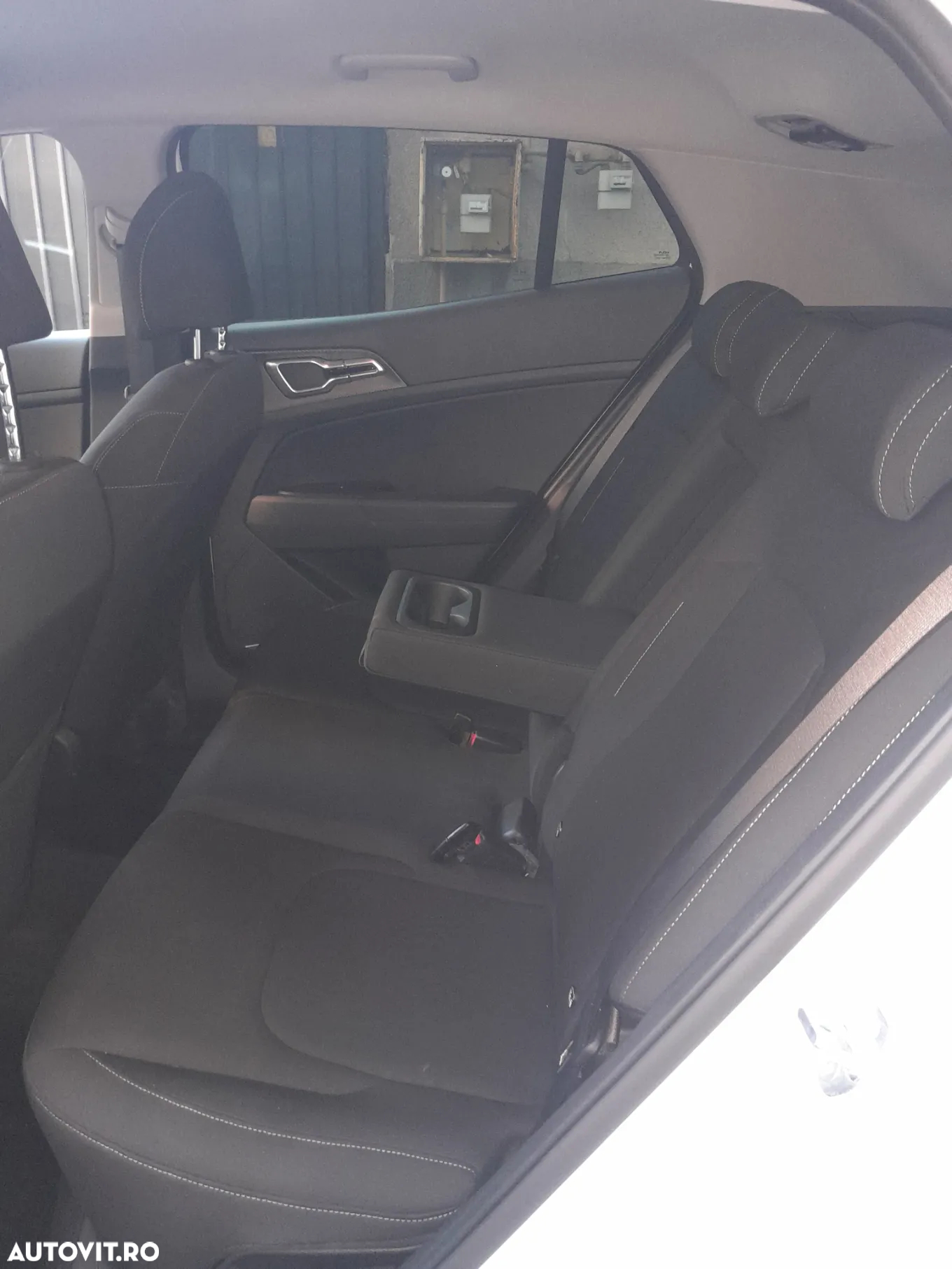 Kia Sportage 1.6 T-GDI 6MT 4x2 Urban - 9
