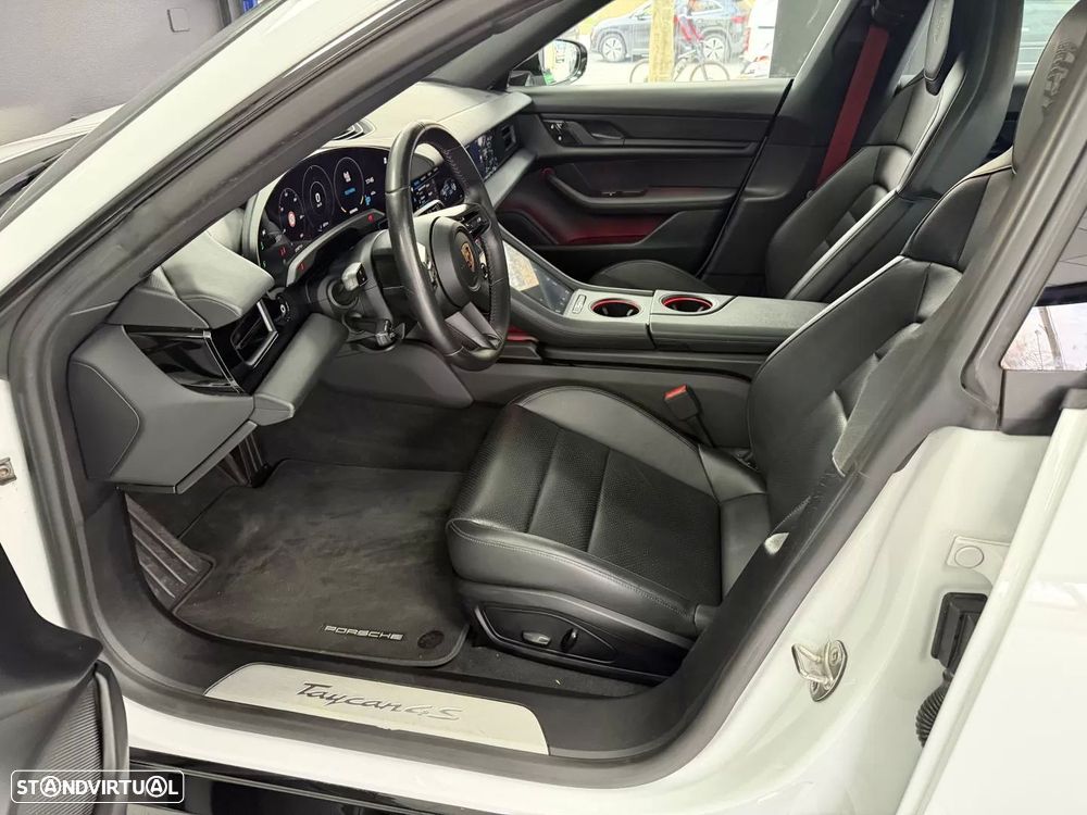 Porsche Taycan 4S - 30
