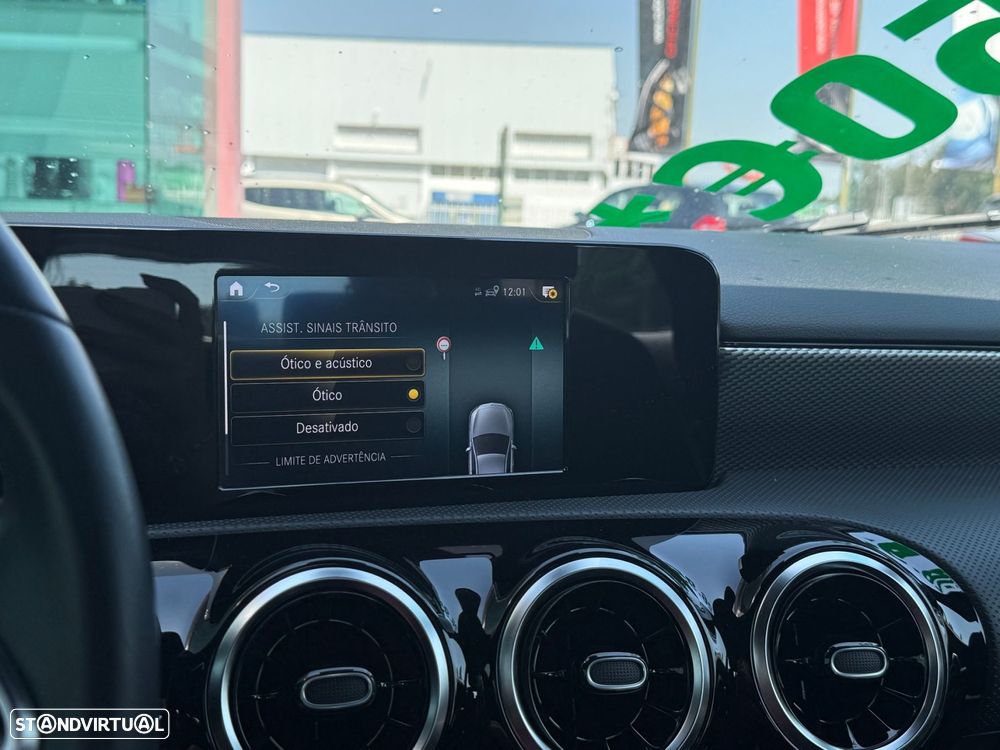 Mercedes-Benz A 180 7G-DCT Progressive - 20