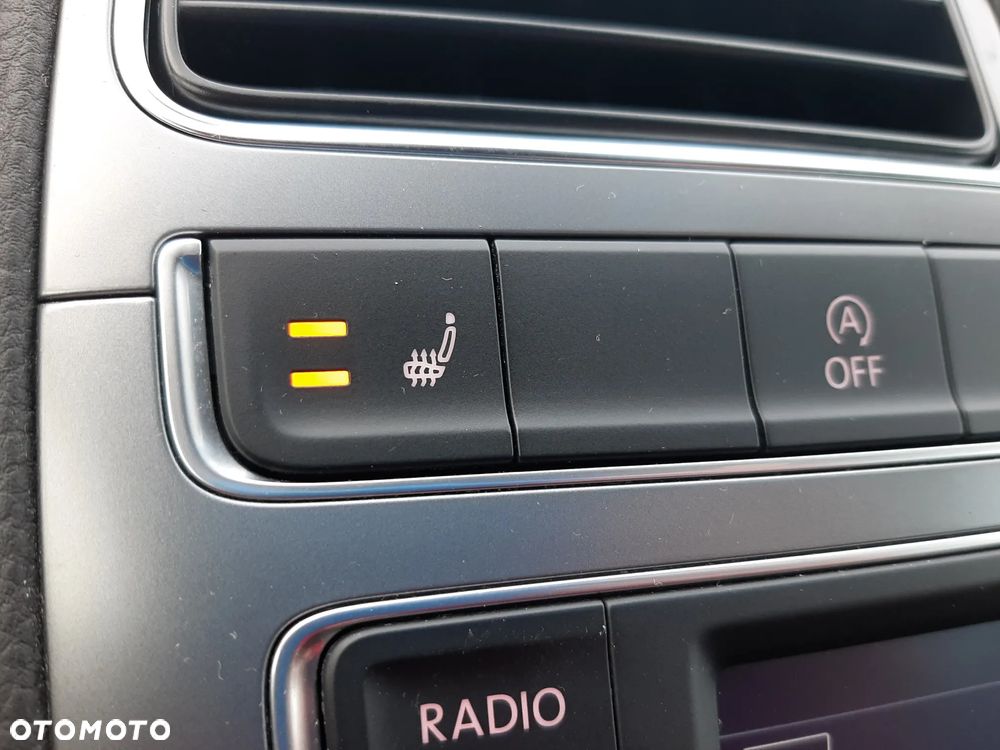 Volkswagen Polo 1.2 TSI Blue Motion Technology Allstar - 19