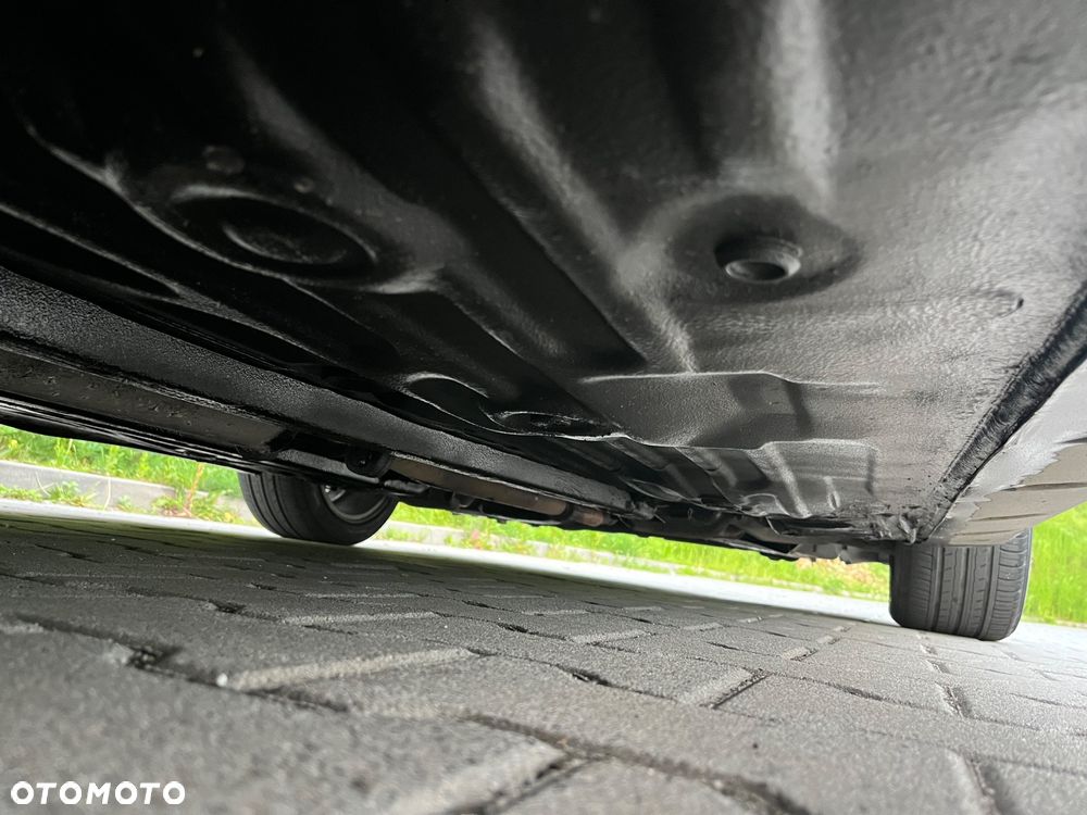 Honda Civic 1.5i VTEC - 31