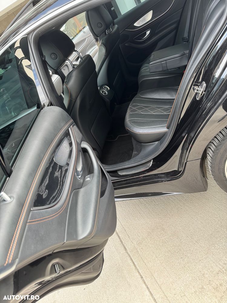 Mercedes-Benz CLS - 22