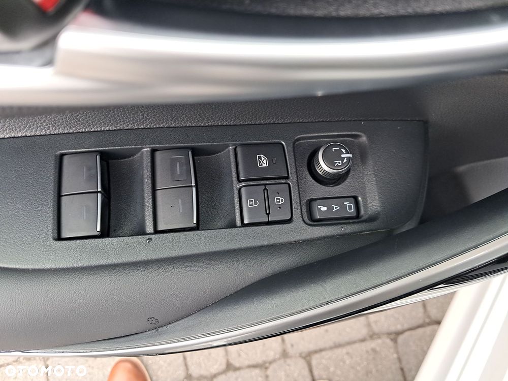 Toyota Corolla - 13