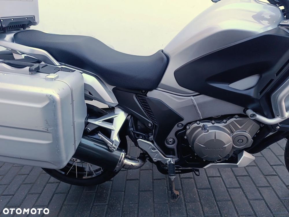 Honda VFR - 26