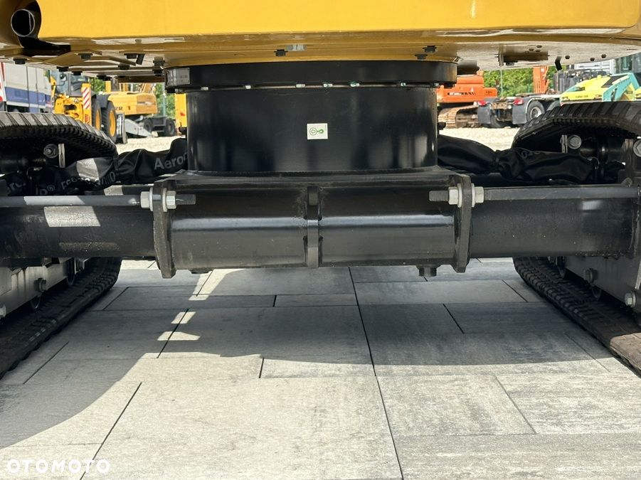 Caterpillar 302.7 CR - 7