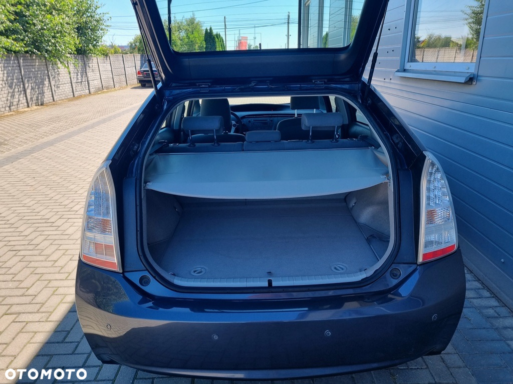 Toyota Prius 1.8 HSD Luna - 18