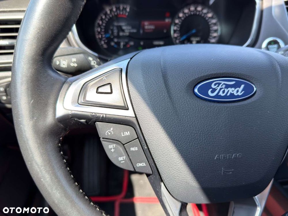 Ford Mondeo - 17