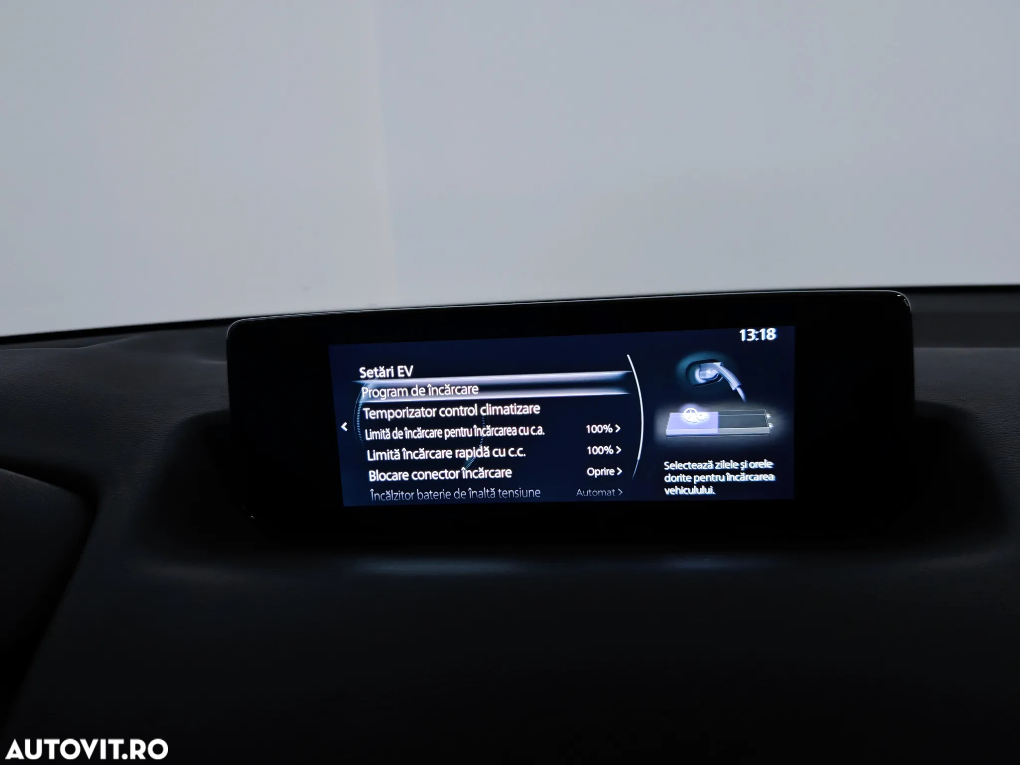 Mazda MX-30 e-Skyactiv EV Advantage (Modern Confidence) - 11