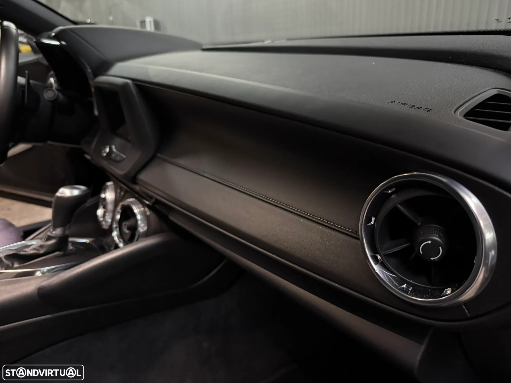 Chevrolet Camaro Coupe 2.0 Aut. - 40