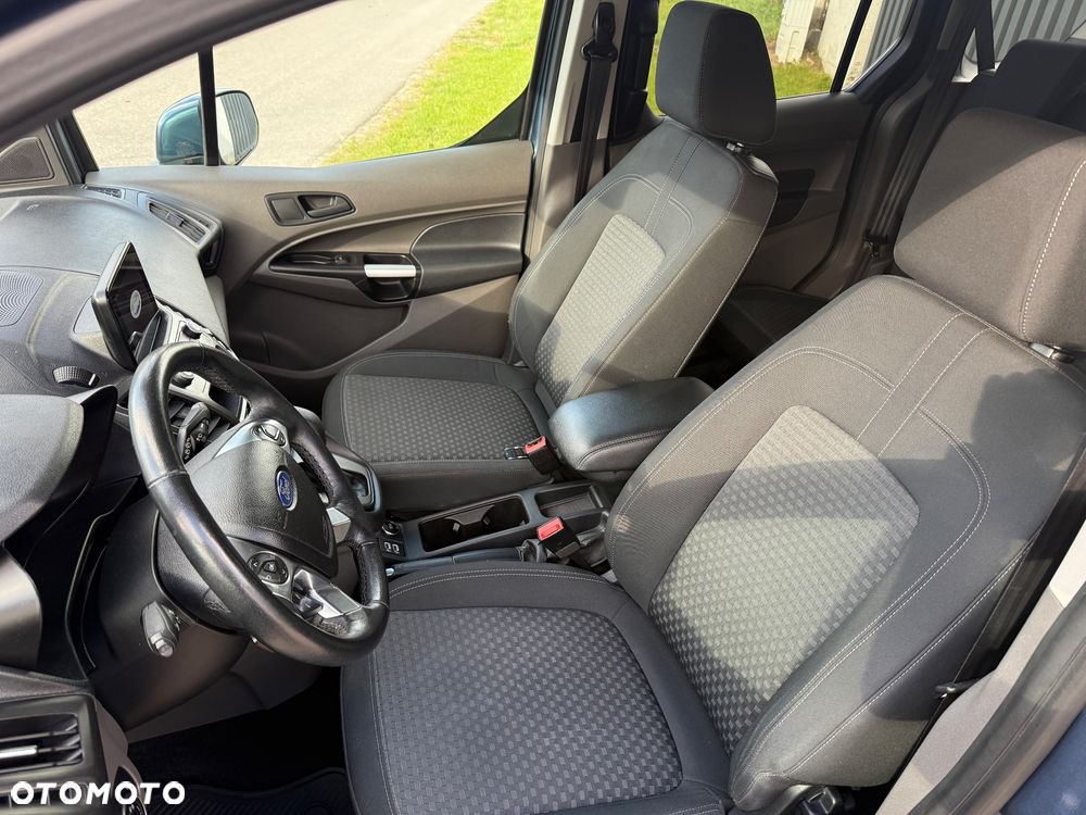 Ford Tourneo Connect - 12