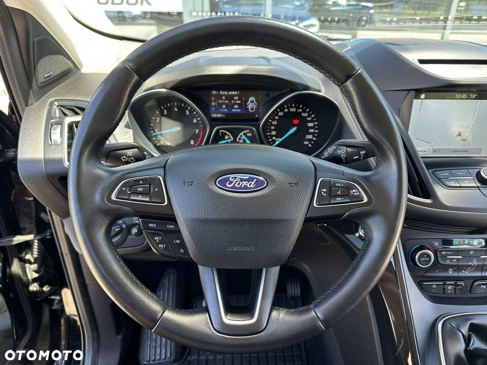 Ford Kuga 1.5 EcoBoost 2x4 Titanium - 20