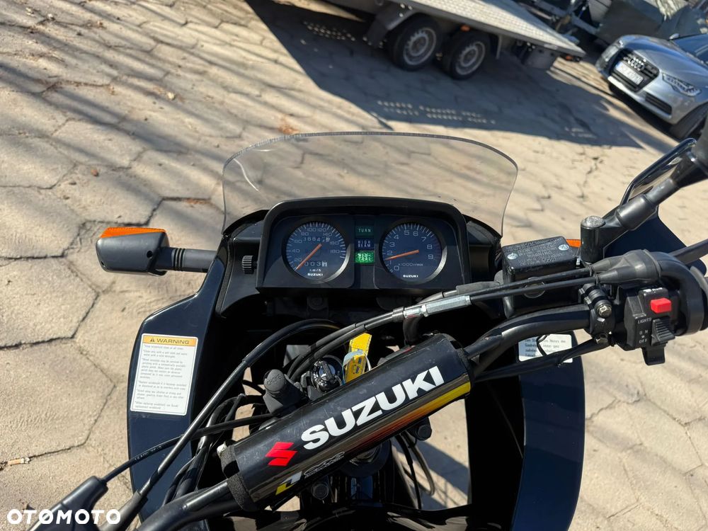 Suzuki DR - 28
