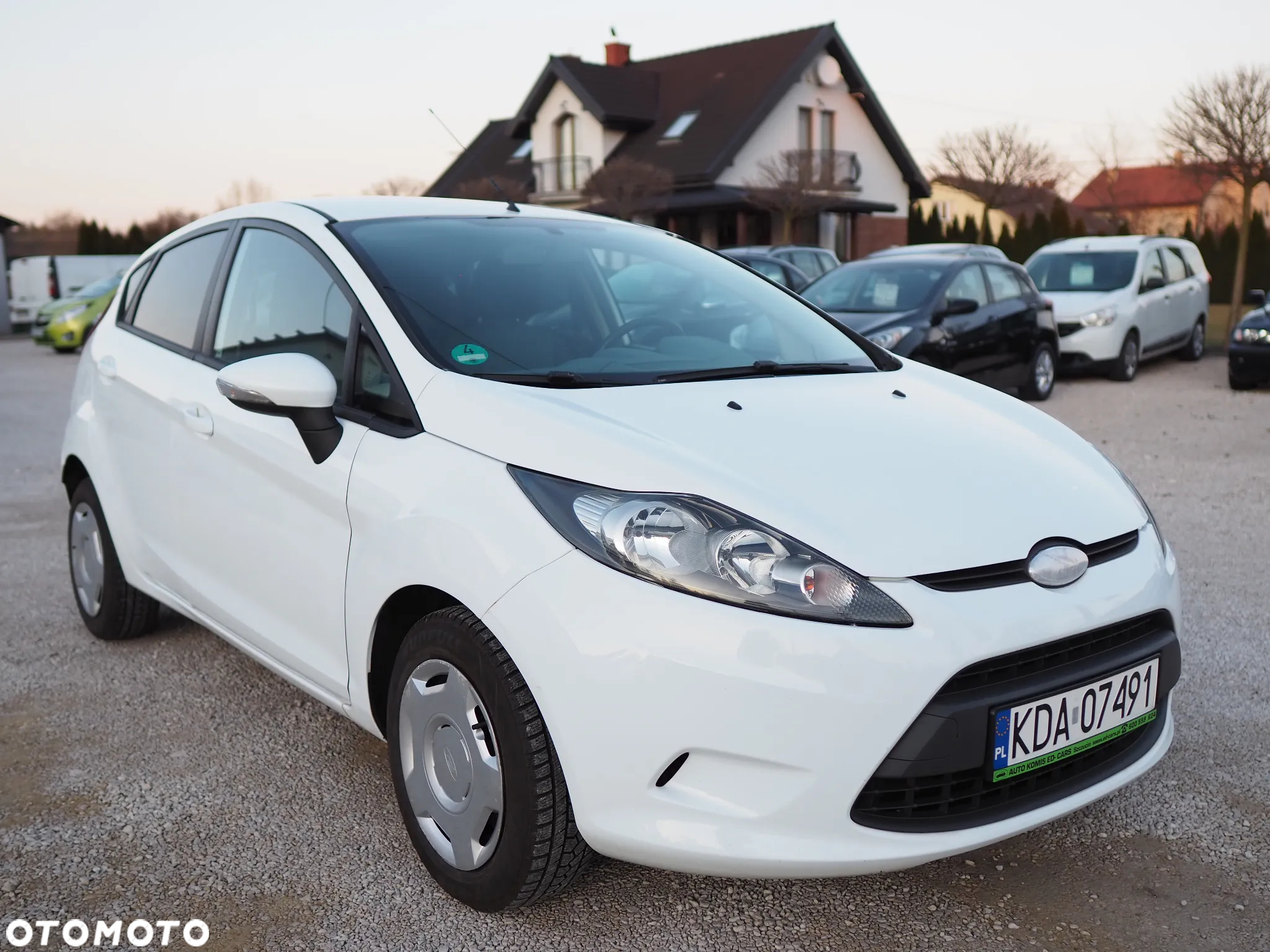 Ford Fiesta - 12