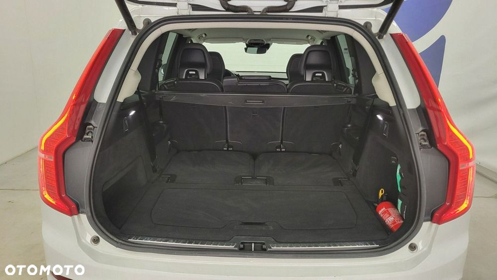 Volvo XC 90 - 26