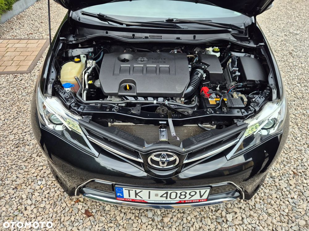 Toyota Auris 1.6 Premium Start - 11