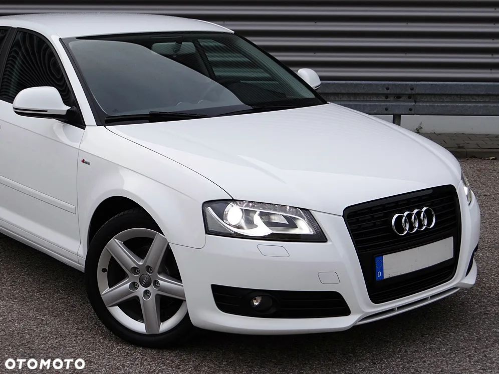 Audi A3 Sportback 1.6 Ambition - 13