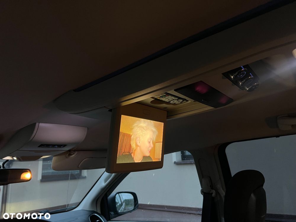 Chrysler Town & Country 3.6 Touring - 10