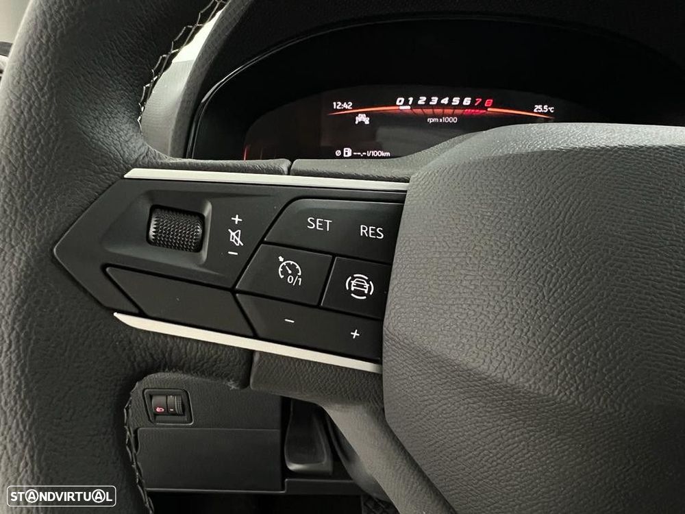 SEAT Arona 1.0 TSI Style DSG - 17