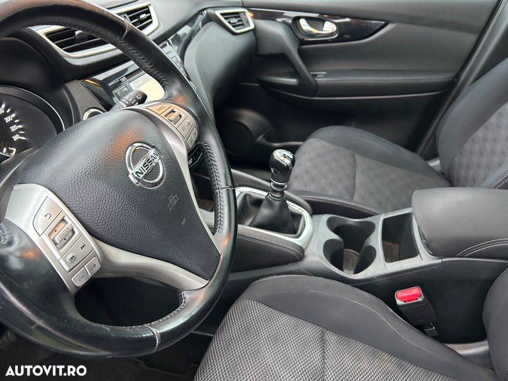 Nissan Qashqai 1.5 DCI N-Connecta - 11
