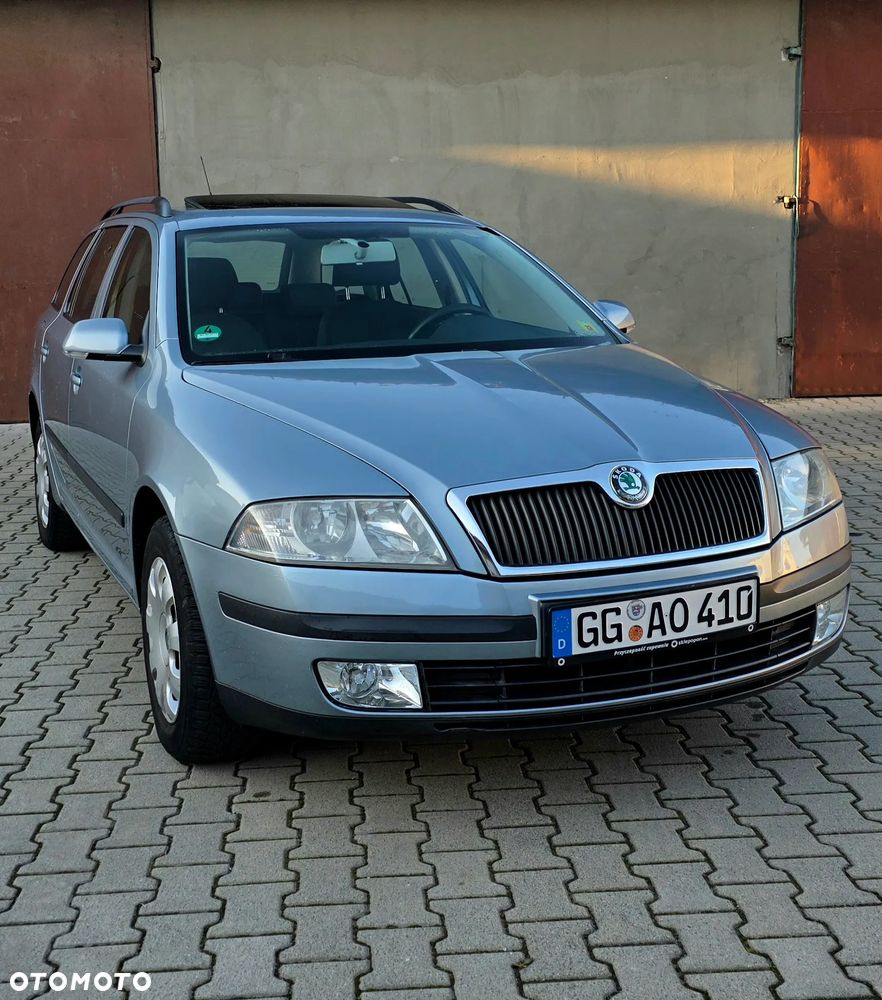 Skoda Octavia 1.6 Combi - 3