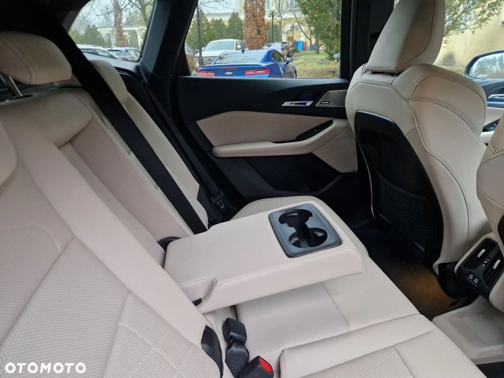 BMW Seria 2 218d sport - 18