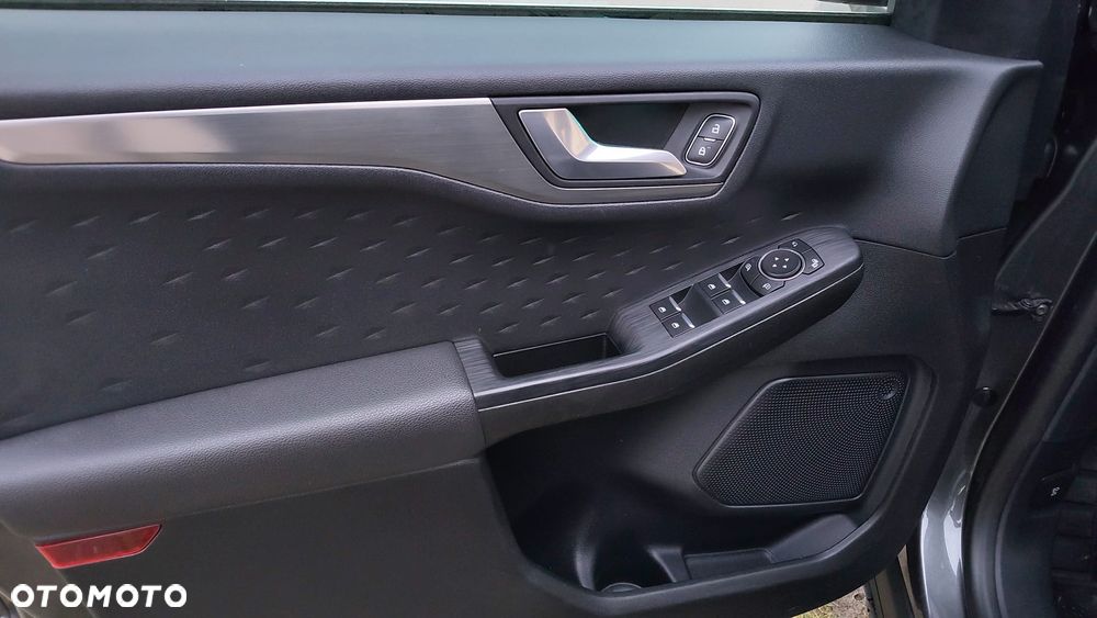 Ford Kuga 1.5 EcoBlue FWD Titanium X - 32