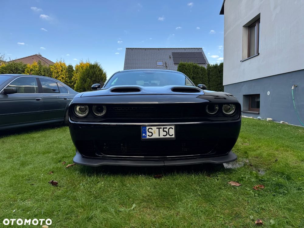 Dodge Challenger - 31