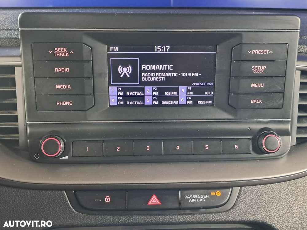 Kia Ceed - 16