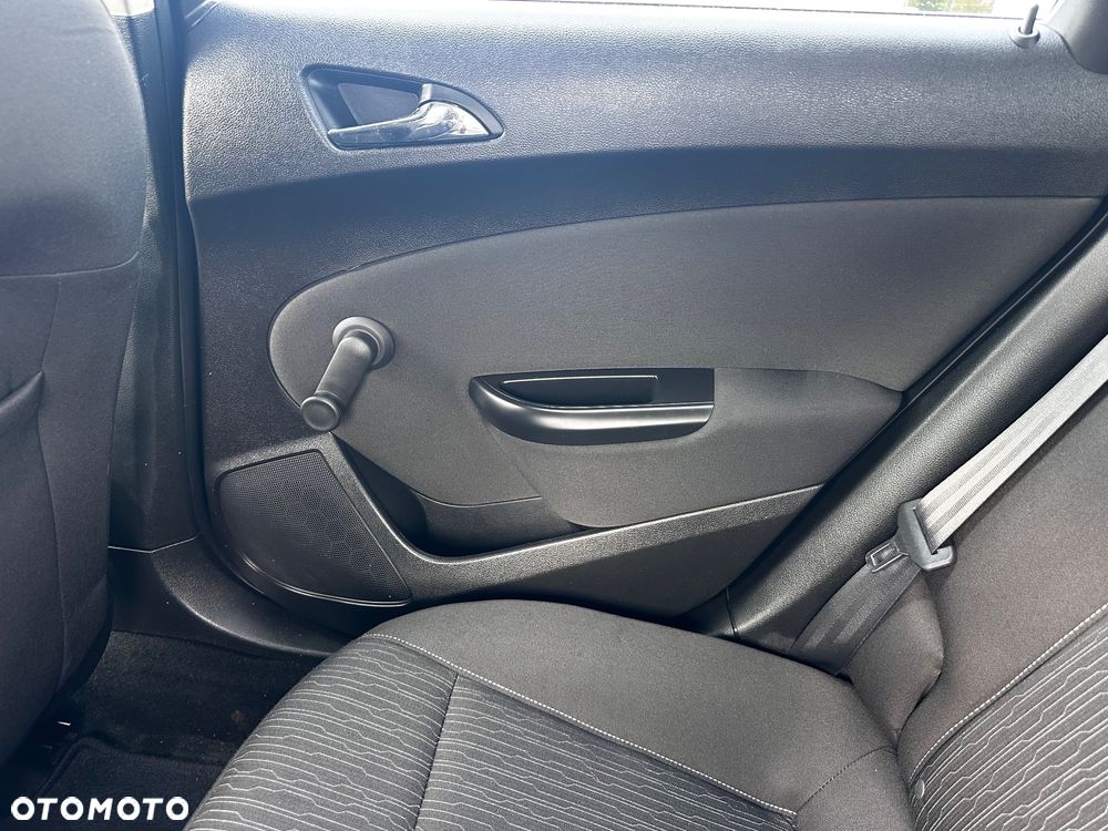 Opel Astra - 18