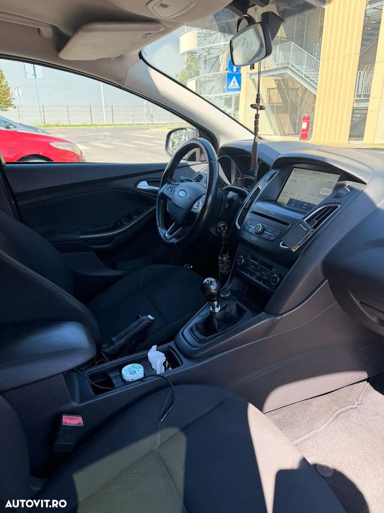 Ford Focus 1.5 TDCi Trend - 13