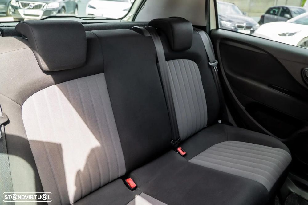 Fiat Punto 1.3 M-Jet Easy S&S — fotografia 18