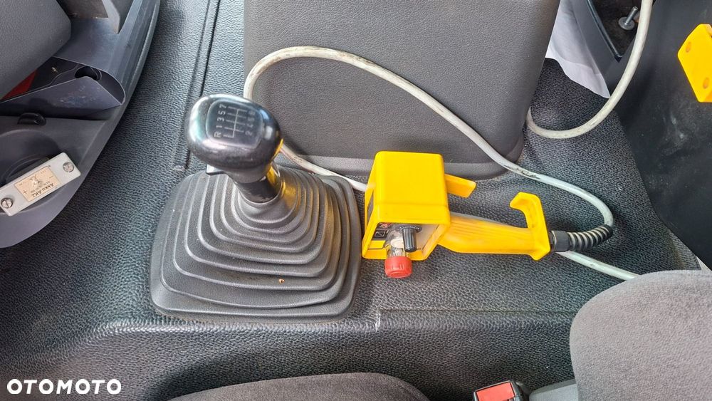 Versalift Actros 3241 B 8X4 + Schwing Fbp 24-125 - 29