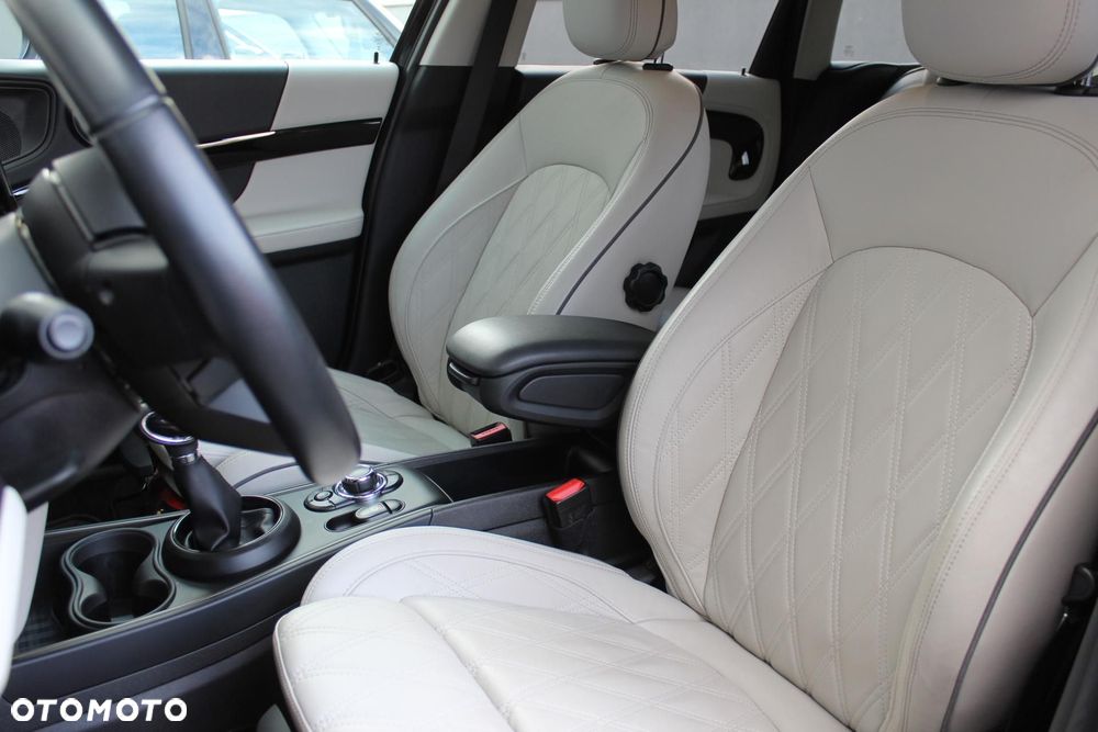 MINI Countryman - 8