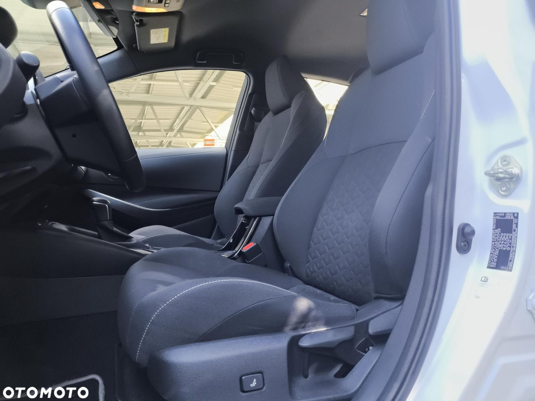 Toyota Corolla - 26