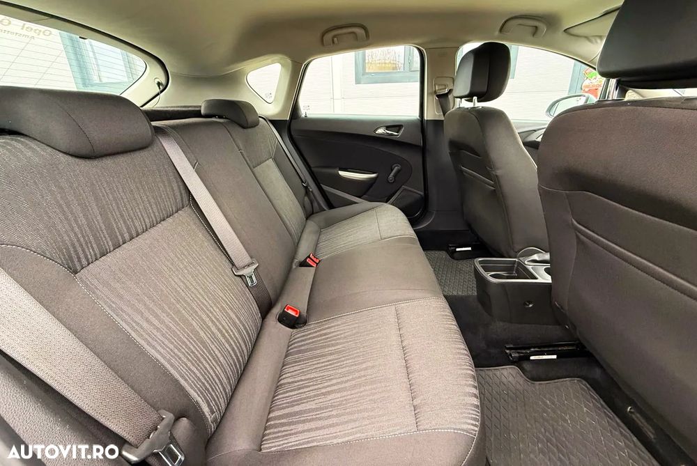 Opel Astra 1.6 Enjoy - 19