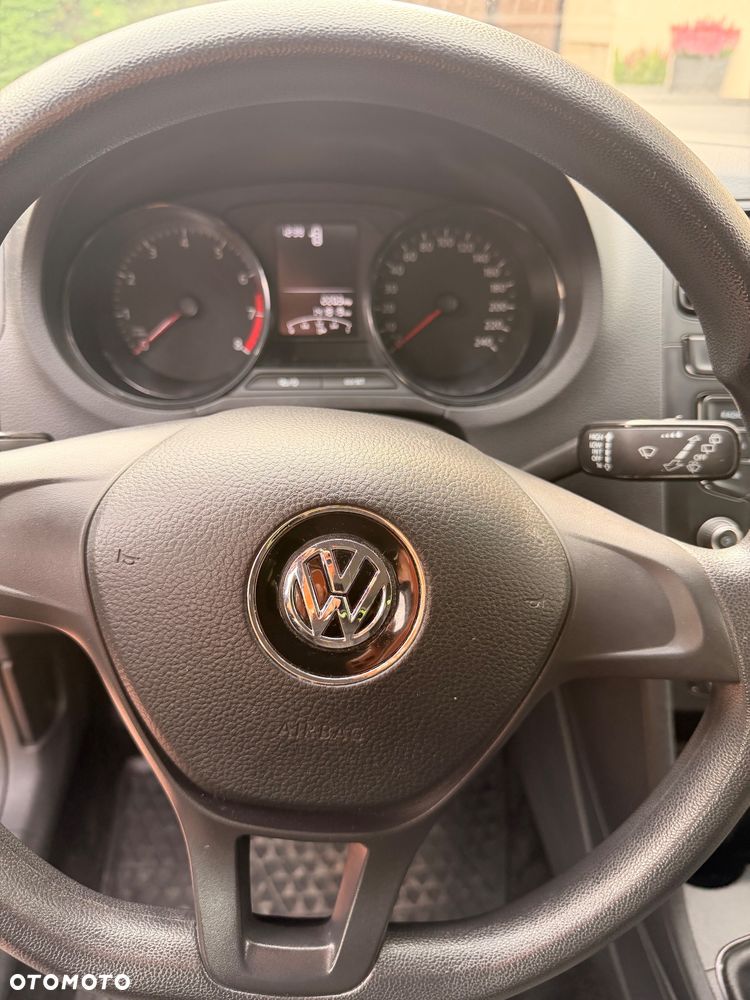 Volkswagen Polo - 8