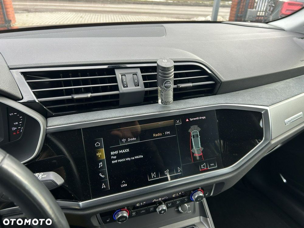 Audi Q3 35 TFSI S tronic - 22