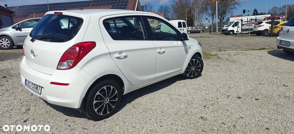 Hyundai i20 1.1 CRDi Classic + - 3