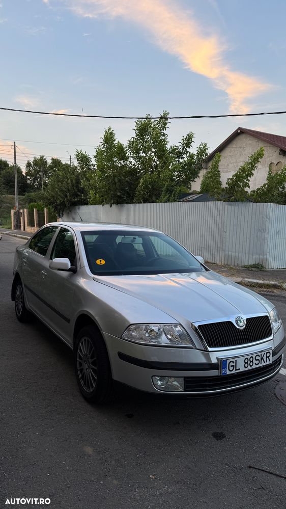 Skoda Octavia 1.6 MPI Ambiente - 5