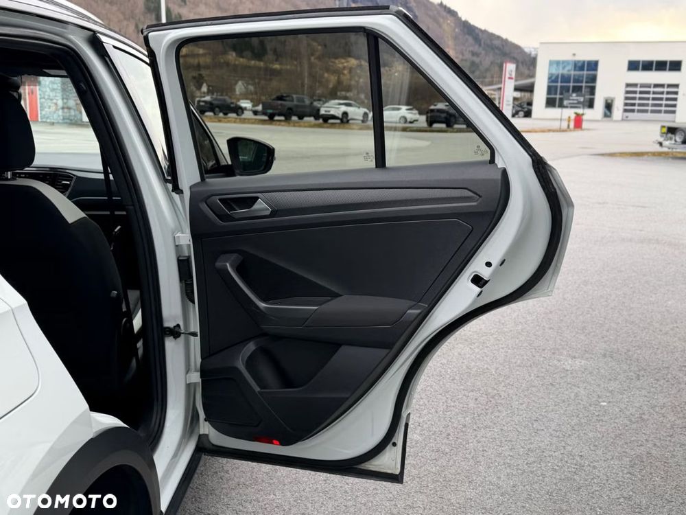 Volkswagen T-Roc 2.0 TDI SCR 4MOTION DSG Sport - 34