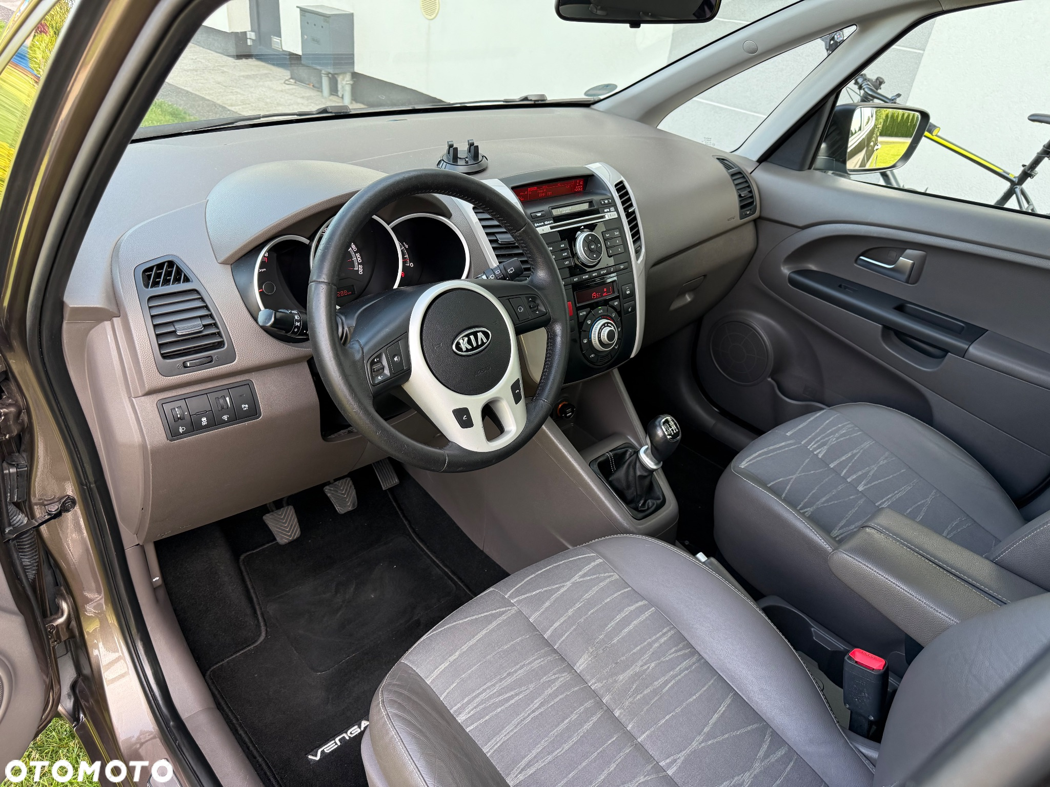 Kia Venga 1.6 CVVT Platinum Edition - 7