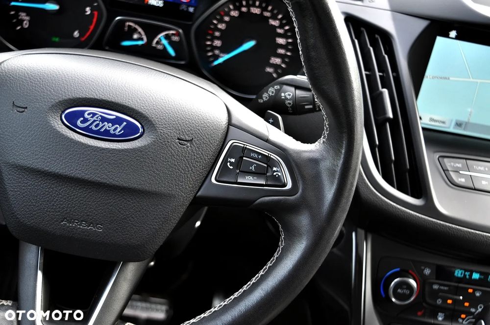 Ford Kuga 2.0 TDCi AWD ST-Line - 38