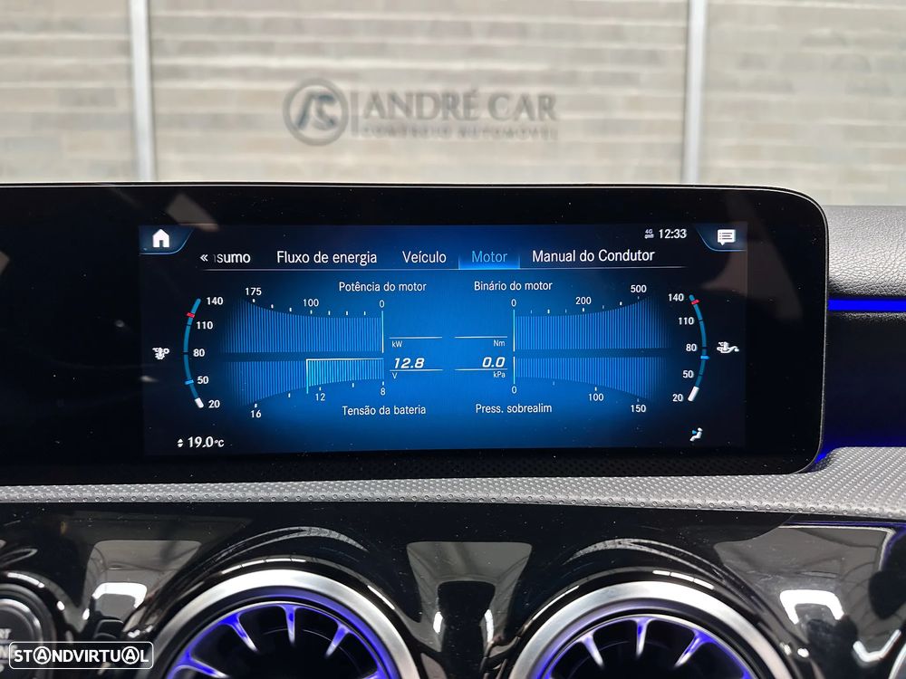 Mercedes-Benz A 250 Limousine e 8G-DCT AMG Line - 22