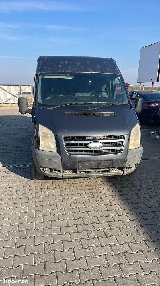 Dezmembram Ford Transit 2.4 diesel din 2009 - 1