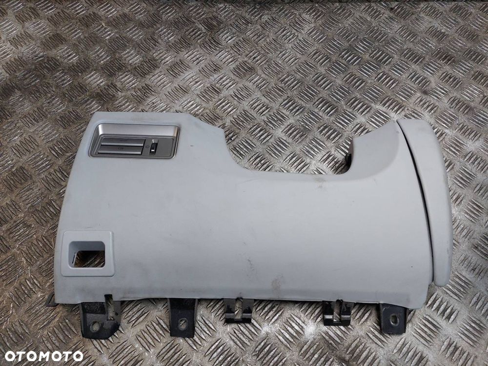 SCHOWEK PASAŻERA + DÓŁ DESKI KIEROWCY JAGUAR XF X250 EU 8X23-11654-AB - 2