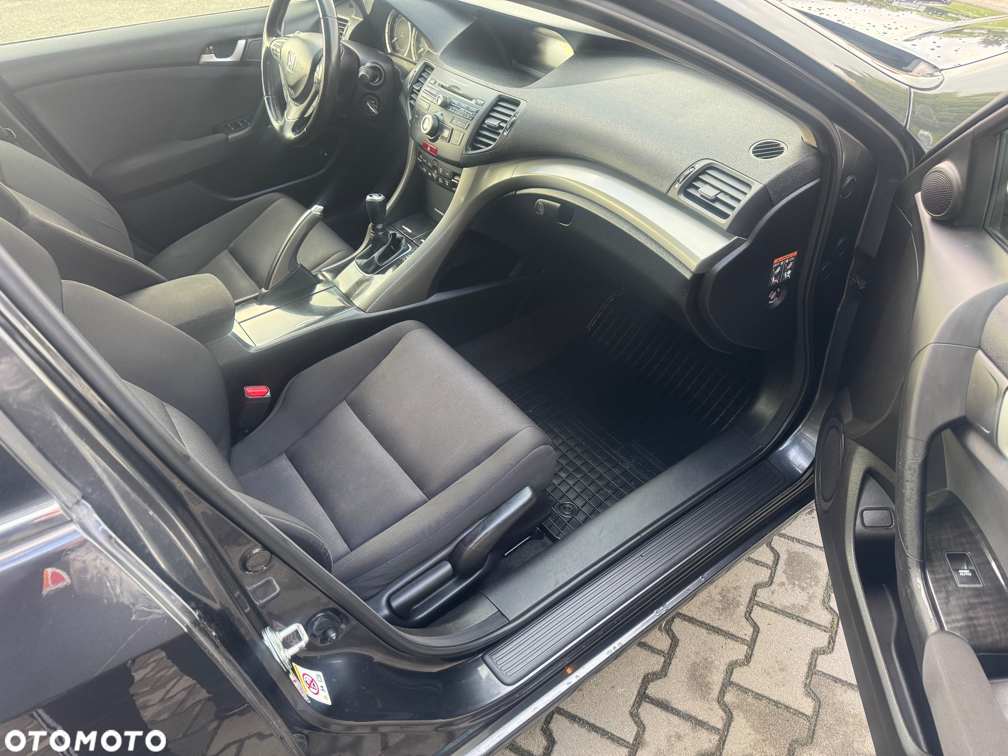 Honda Accord 2.0 Executive - 9