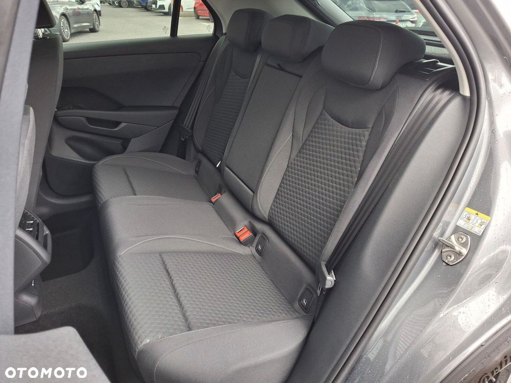 Volkswagen T-Roc 1.5 eTSI Life DSG - 17