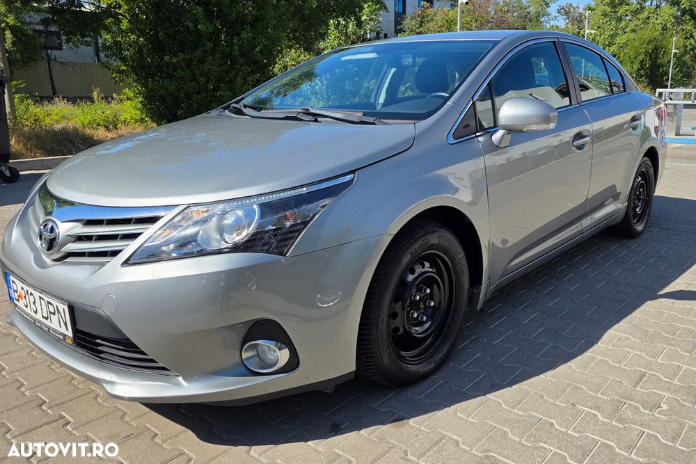 Toyota Avensis 2.0 D-4D Comfort - 1