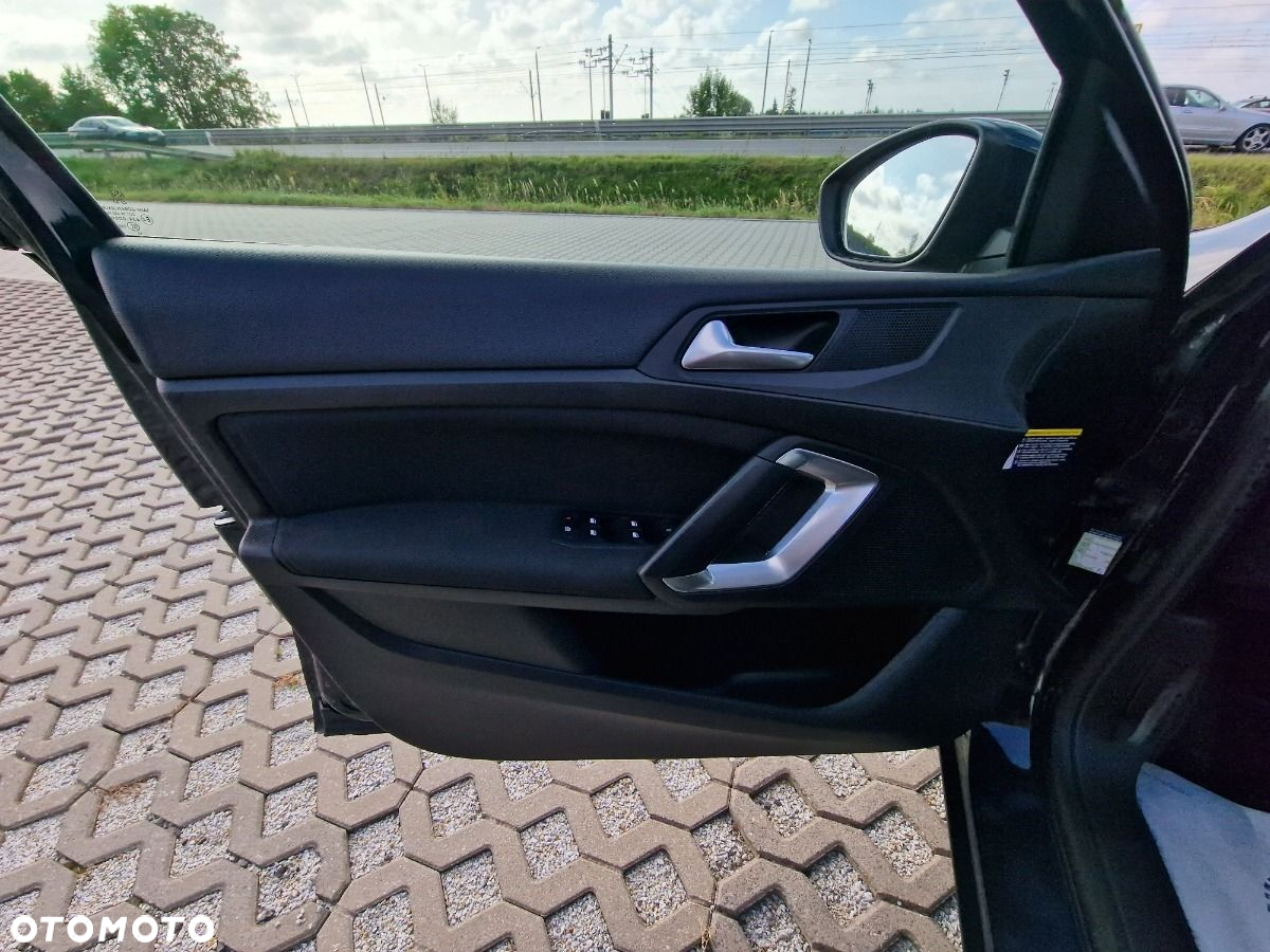 Peugeot 308 - 10