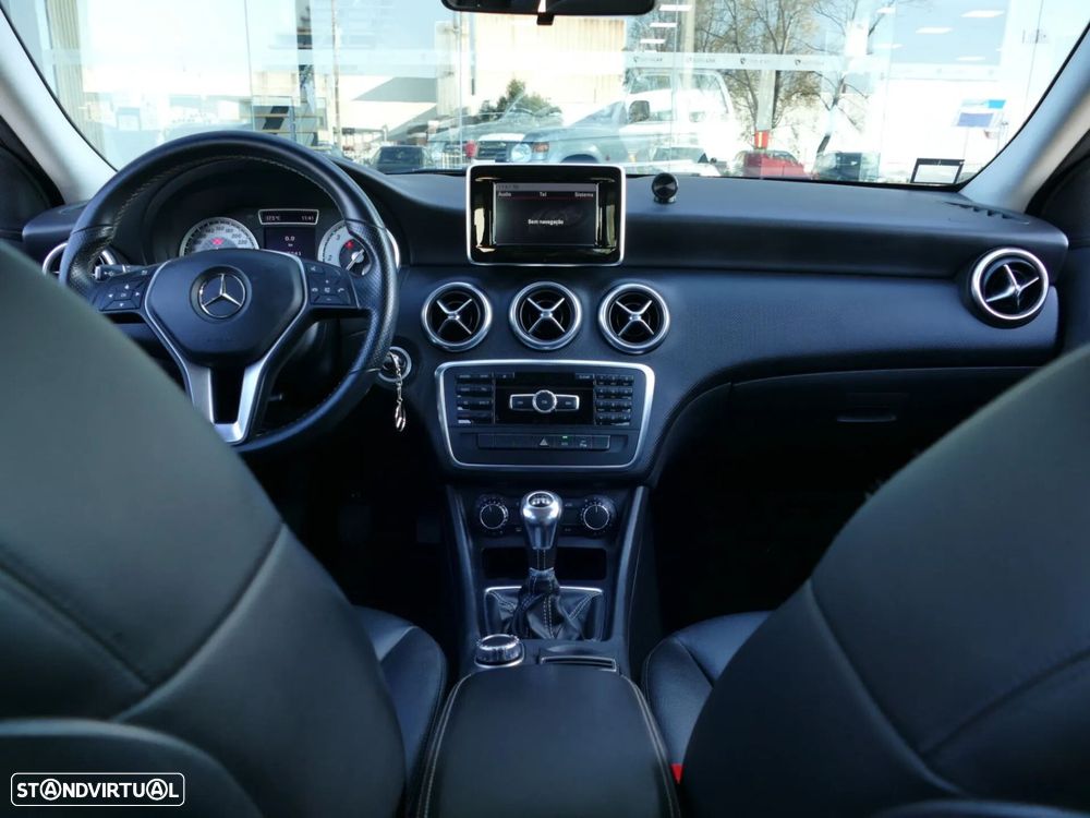 Mercedes-Benz A 180 d Urban - 33